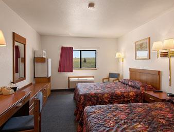 Super 8 By Wyndham Kimball